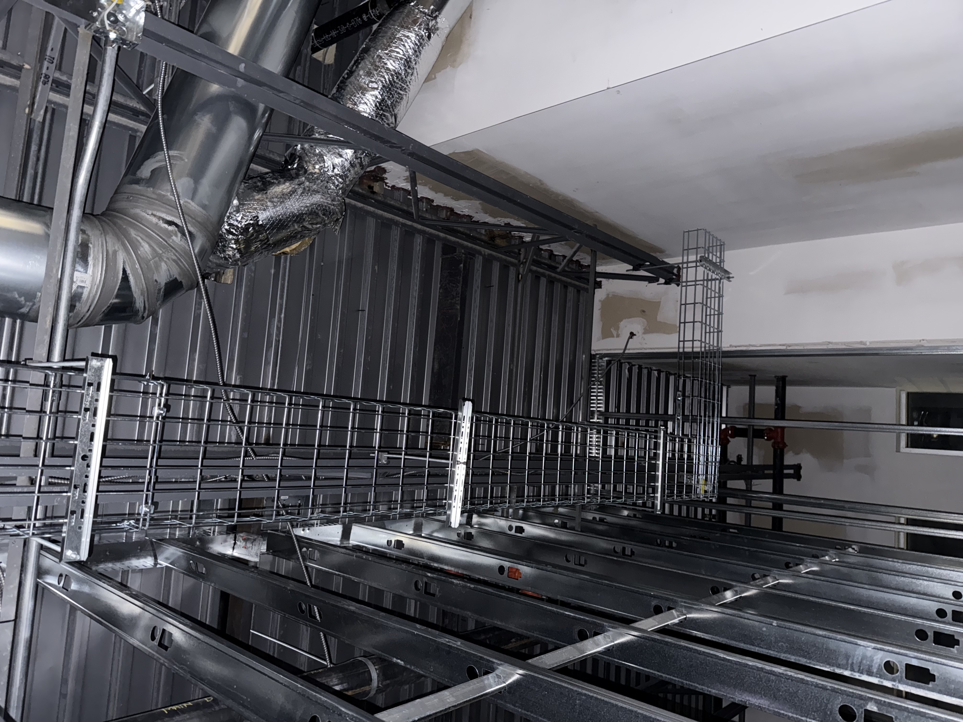 Tray & Conduit installation
